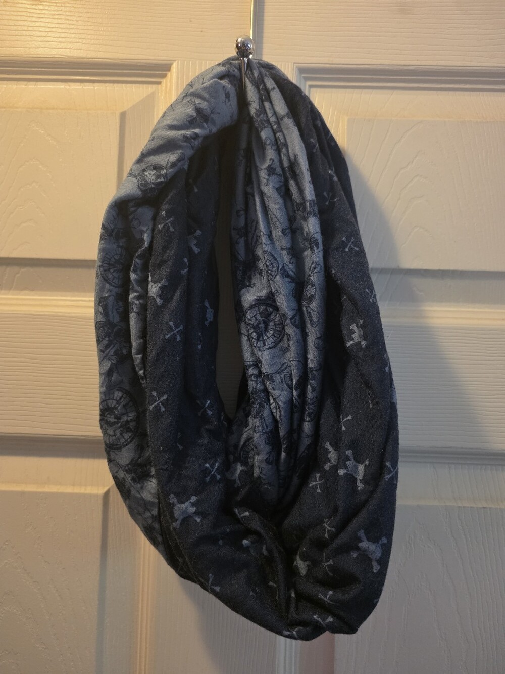 Pirates of the Carribean circle scarf